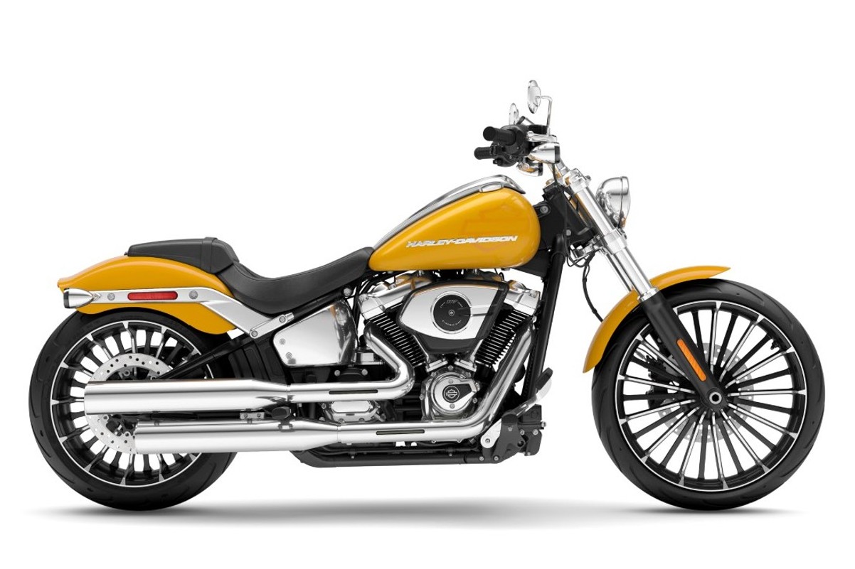 Harley-Davidson Breakout 2026 em versão amarela