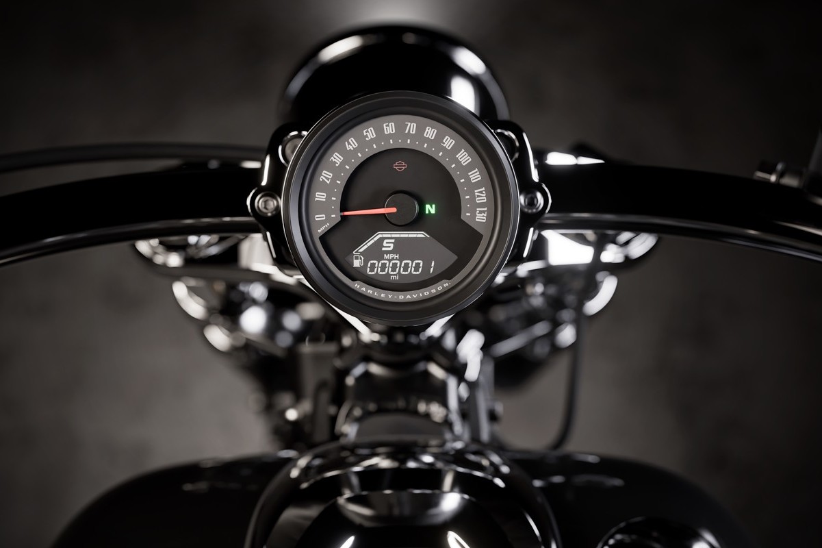 Painel e tecnologia da Harley-Davidson Breakout 2026